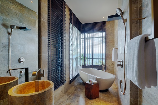 bathroom_Deluxe_ocean_view_nam_nghi_phu_quoc_resort