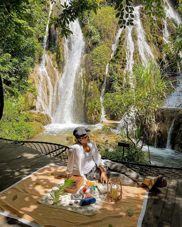 Avana_Retreat_Mai_Chau_suoi