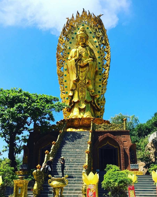 tinh-xa-ngoc-hoa-quy-nhon-amandatravel