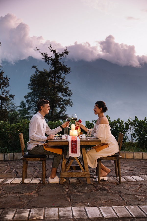 nha hang sapa jade hill resort