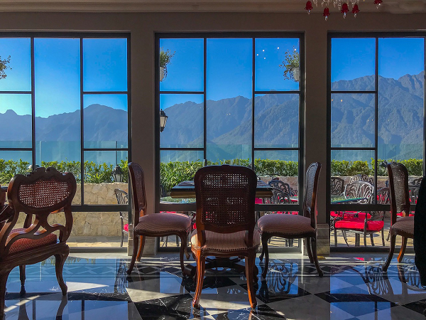 view từ nhà hàng khách sạn