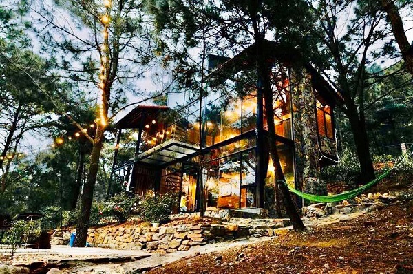 The Moonlight Villa S&oacute;c Sơn