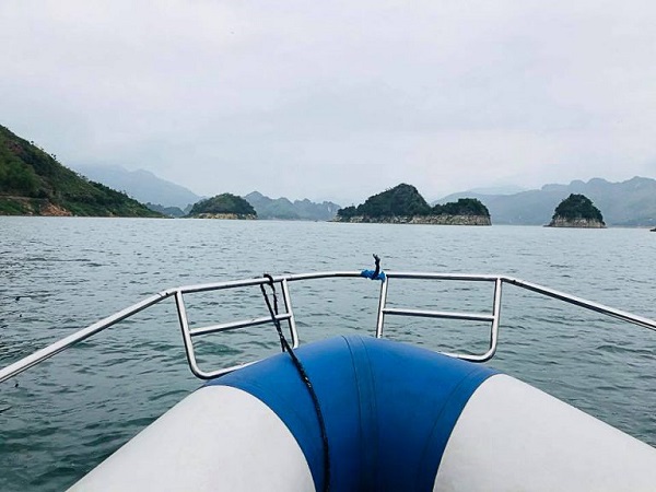 Phương tiện di chuyển tới Mai Ch&acirc;u Hideaway resort