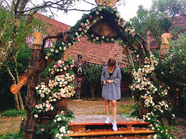 phong cảnh l&agrave;ng c&ugrave; lần đ&agrave; lạt